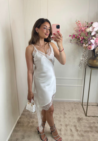Nena satin lace dress white