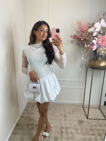 Lace balloon dress white
